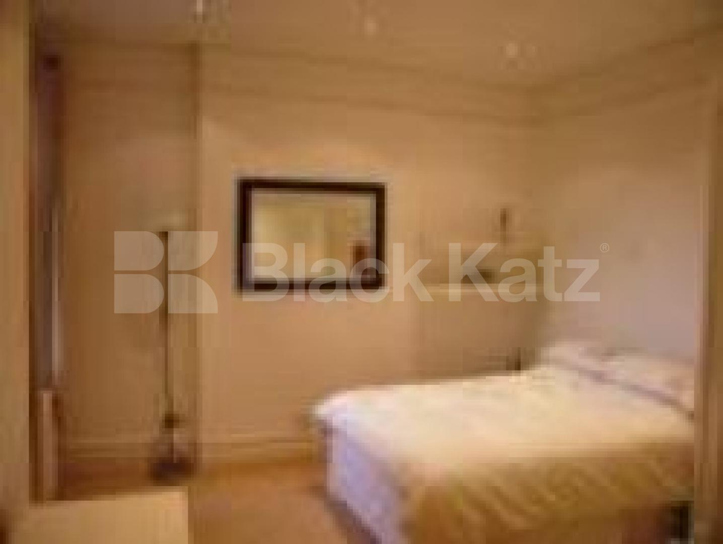 			3 Bedroom, 1 bath, 1 reception Flat			 Lauderdale Road, MAIDA VALE